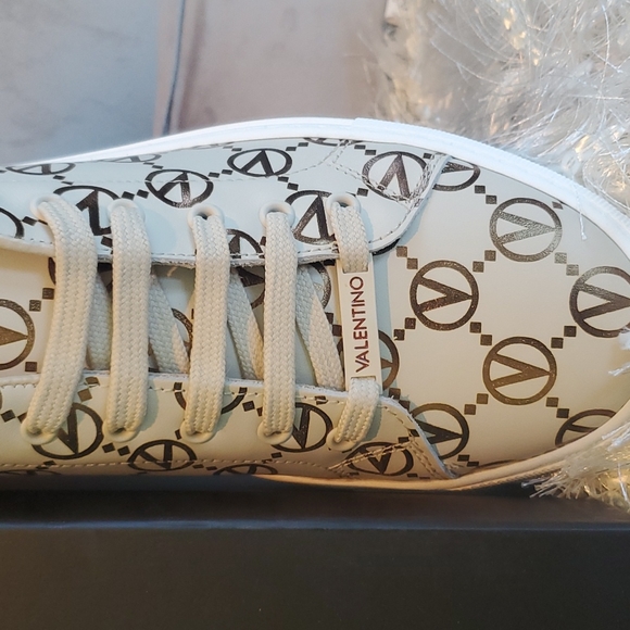 Valentino Shoe.. - Picture 3 of 15